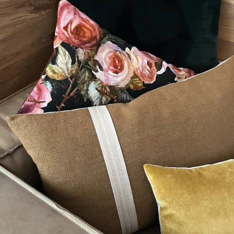 Coussins décoratifs, plaids et accessoires textiles pour une déco éco-responsable - Otranto