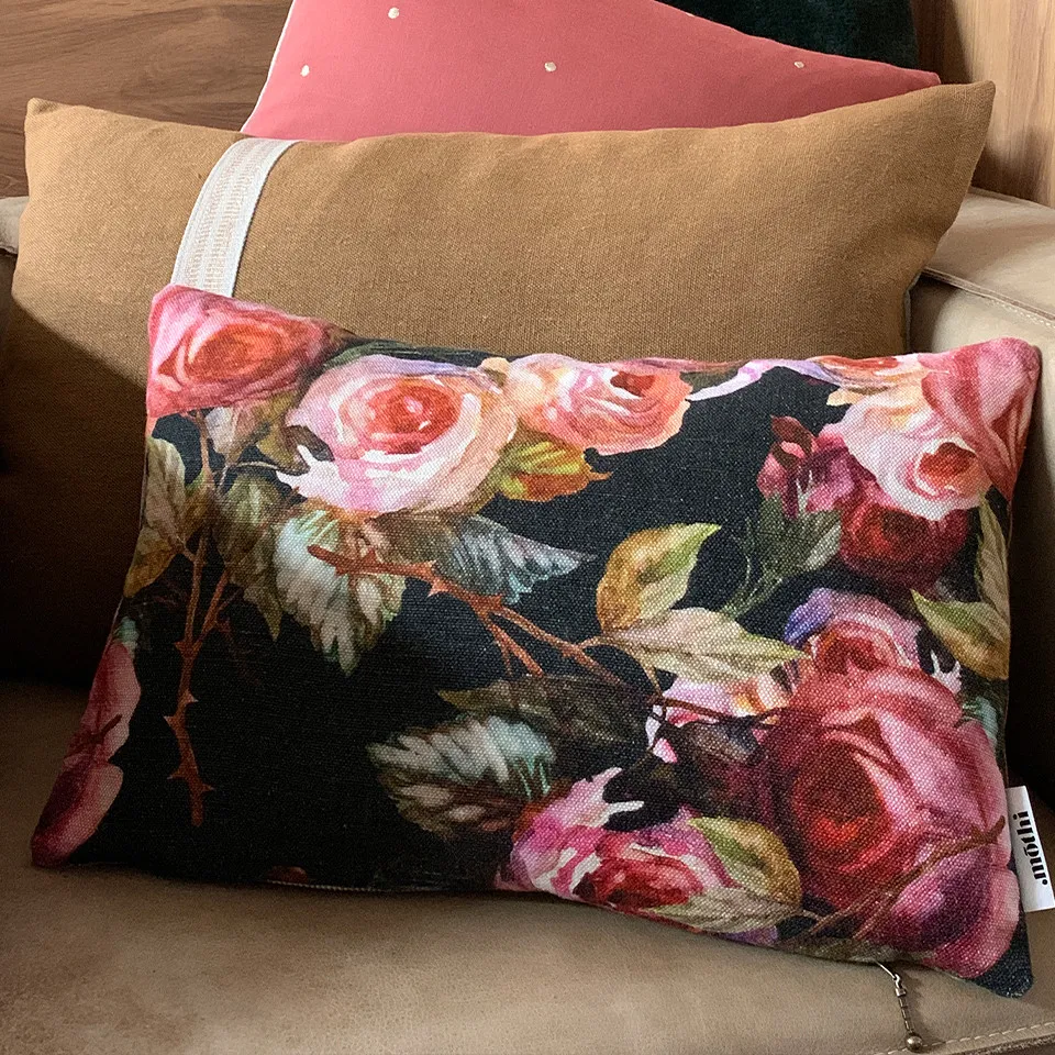 Coussins décoratifs, plaids et accessoires textiles pour une déco éco-responsable - Rosalie - Collection Rosalie : un souffle rétro au cœur de votre décoration !