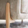 Canapé SITS 3 places en velours chenillé Jenny coloris cold beige avec pieds bois - Zoom ambiance n°2 I Axodeco.fr Canapé SITS 3 places en velours chenillé Jenny coloris cold beige avec pieds bois - Zoom ambiance n°2 I Axodeco.fr