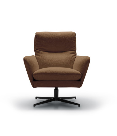Fauteuil SITS en tissu bouclette Amy coloris copper brown avec pied pivotant - Vue de face I Axodeco.fr