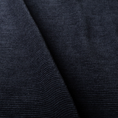 Canapé SITS en velours côtelé Impulse coloris dark blue avec pieds métal - Echantillon tissu I Axodeco.fr