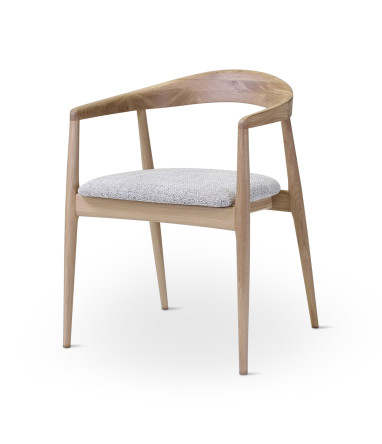 Chaise en chêne PURA avec...