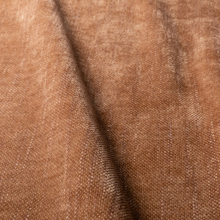 Fauteuil Flexlux en chenille Marina coloris Teddy Brown avec coque en bois et pieds pivotants - zoom tissu I Axodeco.fr