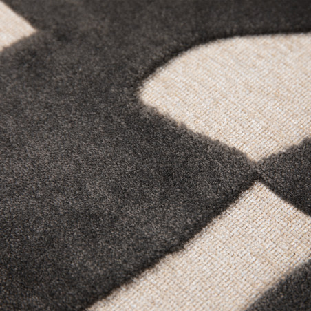 Tapis Touba coloris noir IDAHO - Détail matière I Axodeco.fr